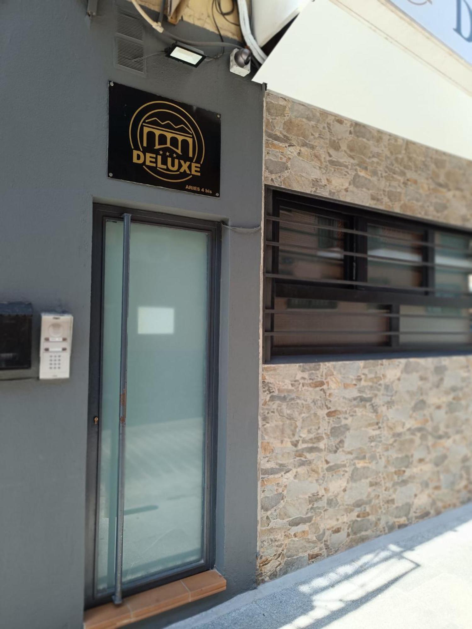 Deluxe Barajas Apartment
